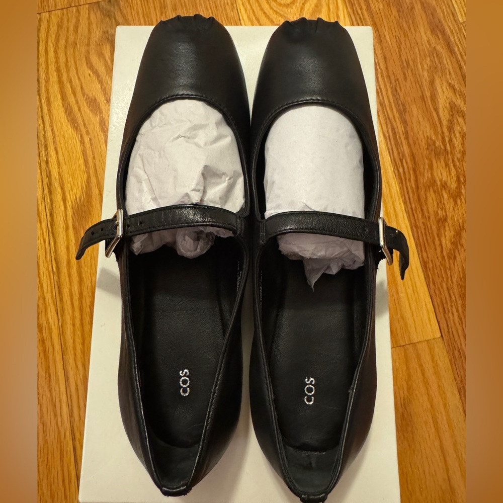COS PLEATED LEATHER MARY-JANE BALLET FLATS - Picture 4 of 7